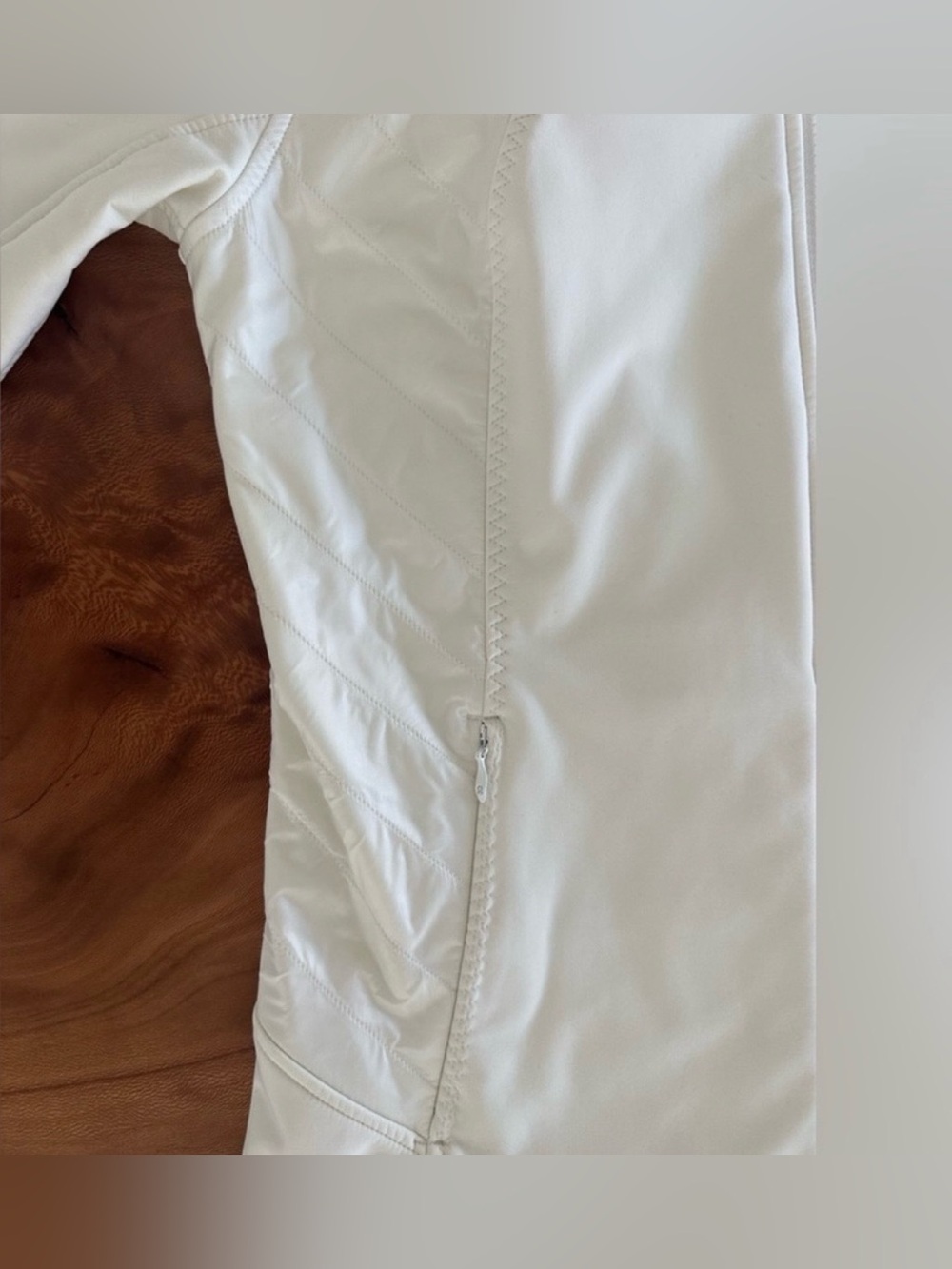 Lululemon Wind Runner Softshell Jacket Ruffle Detailing White | Size: 6 - Picture 8 of 16